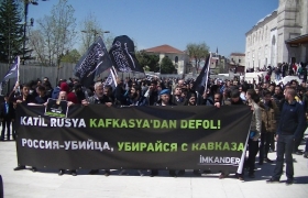 Protest against Russia in Fatih Mosque
