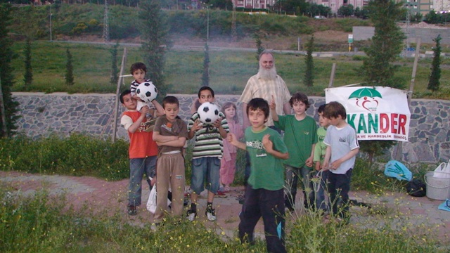 PICNIC WITH ORPHANS