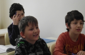 Schule für Waisenkinder und Flüchtllinge aus Syrien und dem Kaukasus