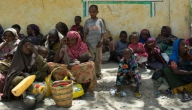 Afrika 039 nın doğusunda açlık bekleniyor