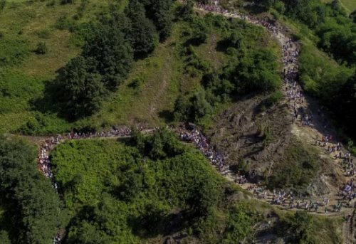 Srebrenitsa Soykırımı 28 yılında Kurbanlar anısına 'Barış Yürüyüşü'