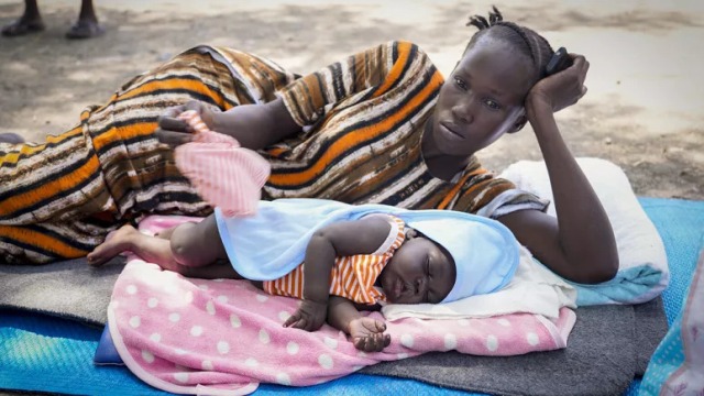 Bir ayda 200 bin kişi Sudan'dan kaçarak komşu ülkelere sığındı