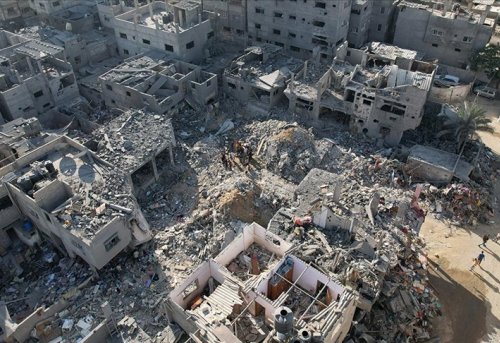 İsrail saldırıları nedeniyle Gazze'deki nüfusun yüzde 70'i yerinden edildi