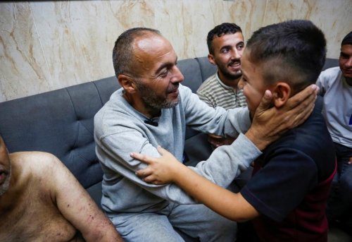 İsrail Gazze'de alıkoyduğu 50 Filistinliyi serbest bıraktı