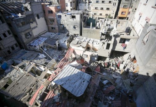 İsrail sivillere ait evleri bombaladı 7 Filistinli hayatını kaybetti